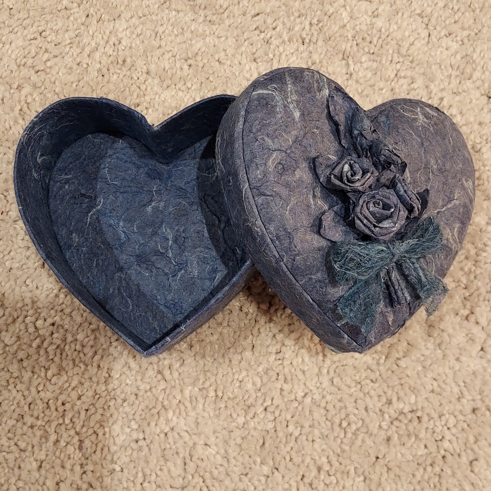 Lucy Maxym keepsake, blue, heart-shaped box, handmade with saa paper.